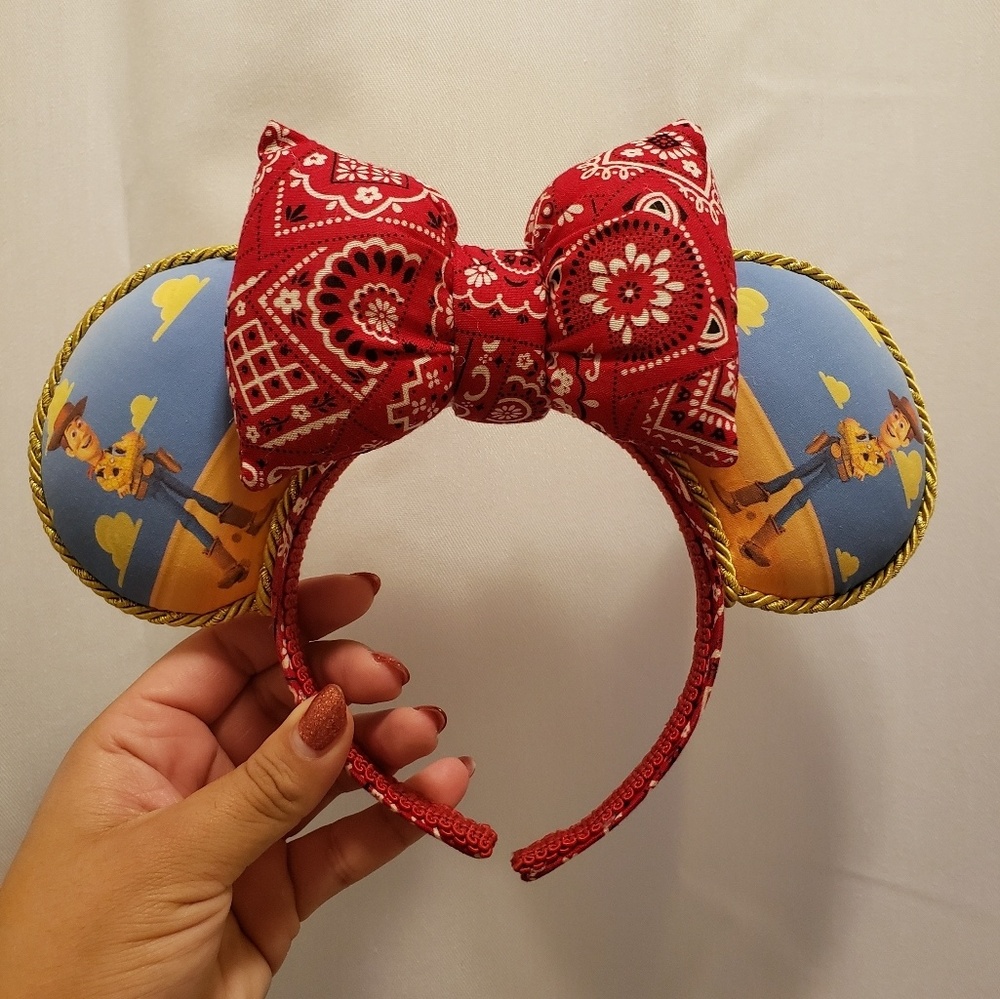 Toy Story Minnie Mouse ears